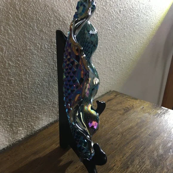 Vintage Blue Iridescent Ruffled Diamond Point Dessert Plate - Picture 7 of 9